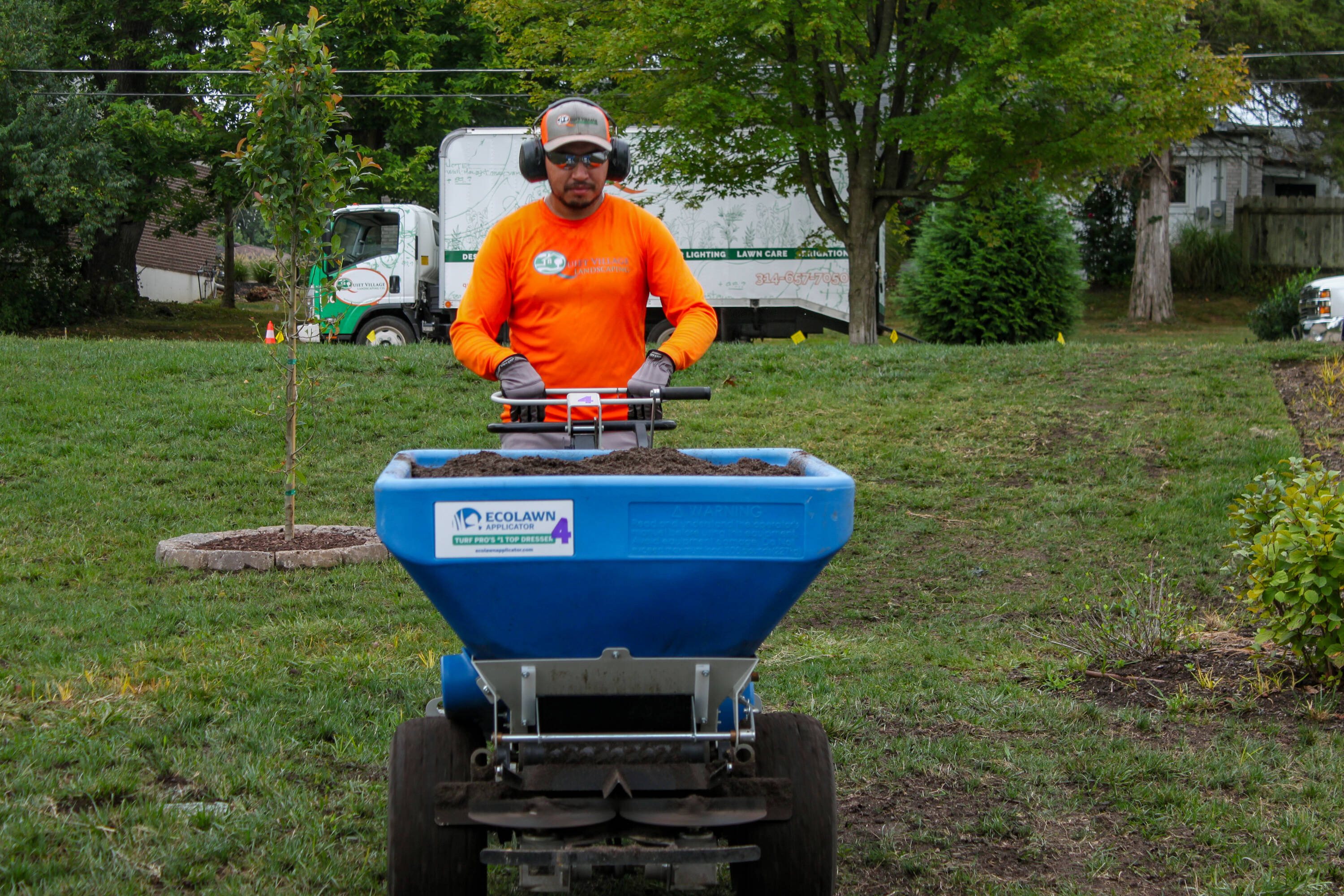 Aeration & Top Dressing